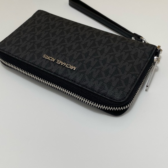 Michael kors wallet - Picture 5 of 12